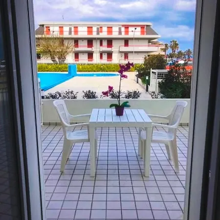 Acquasuite Aparthotel 4*