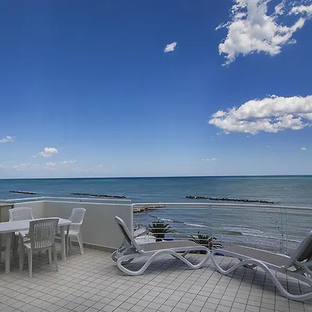 Acquasuite Apartahotel Martinsicuro