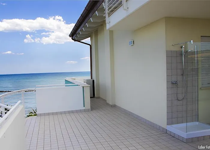 Acquasuite Aparthotel 4*